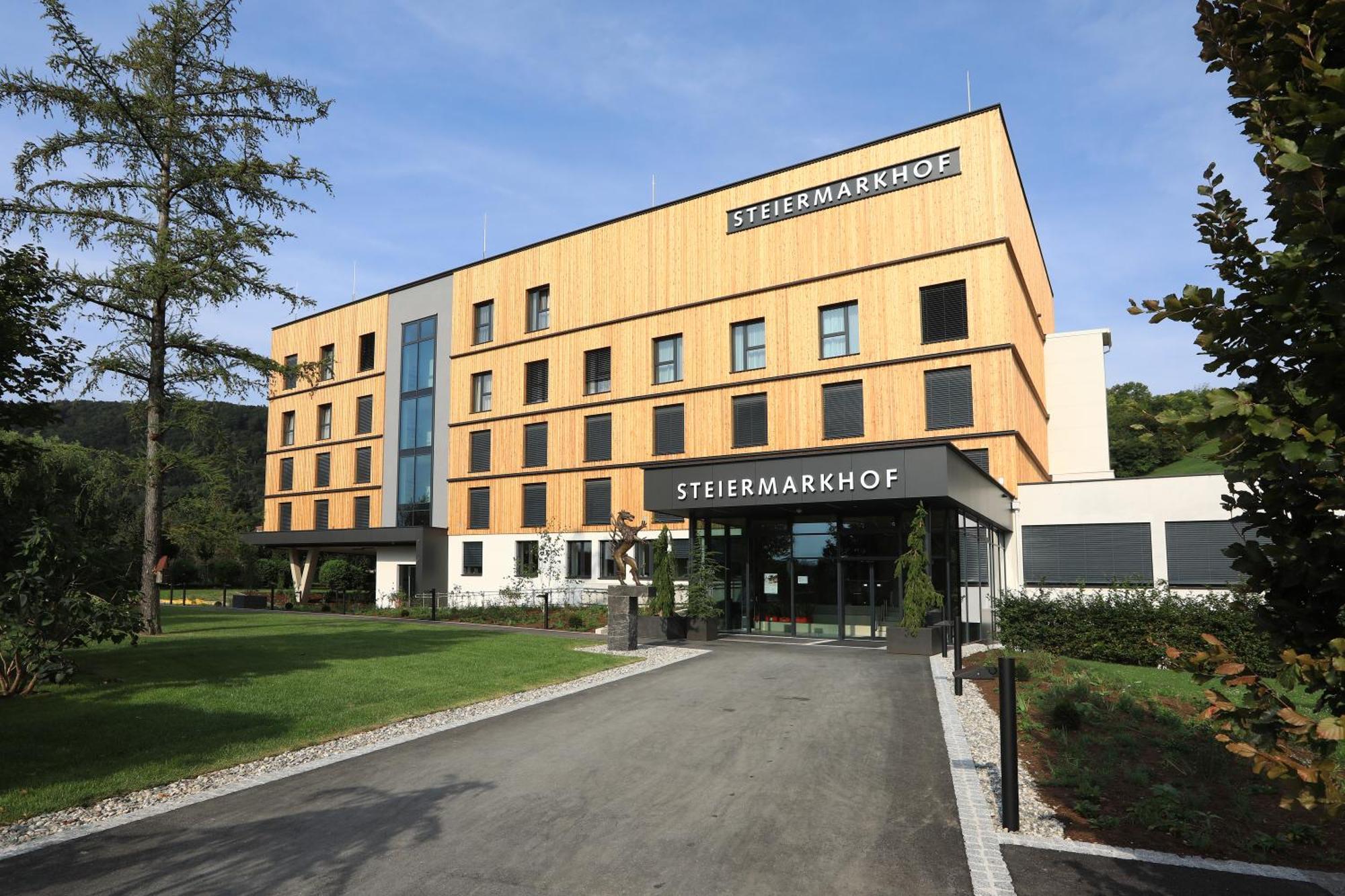 Hotel Steiermarkhof Graz - Aus Holz Gebaut, Von Huegeln Gekuesst ภายนอก รูปภาพ