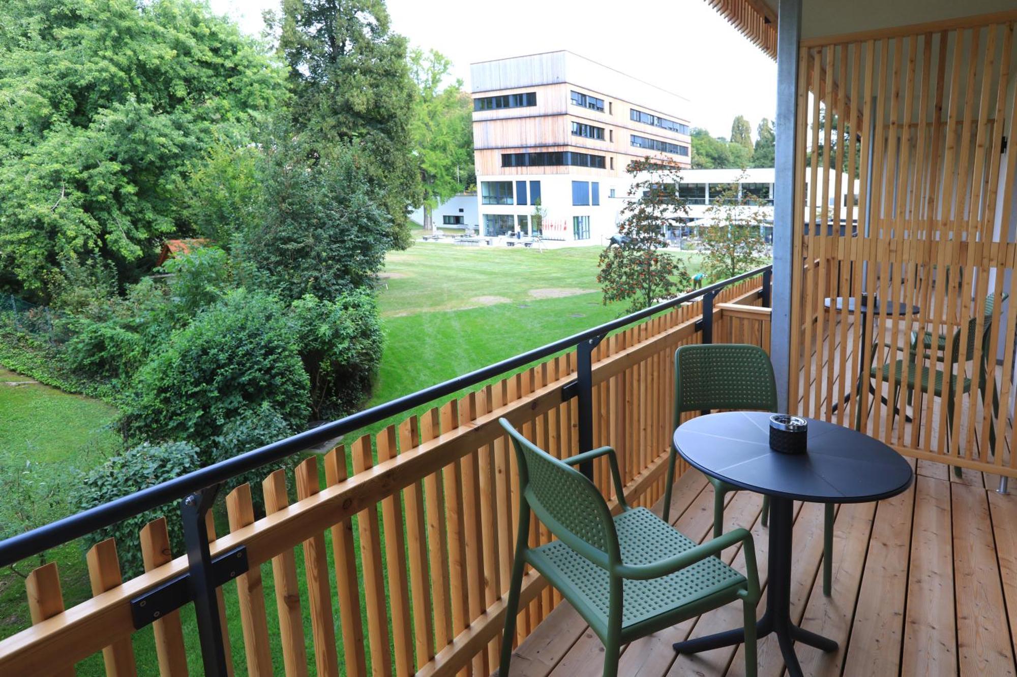 Hotel Steiermarkhof Graz - Aus Holz Gebaut, Von Huegeln Gekuesst ภายนอก รูปภาพ