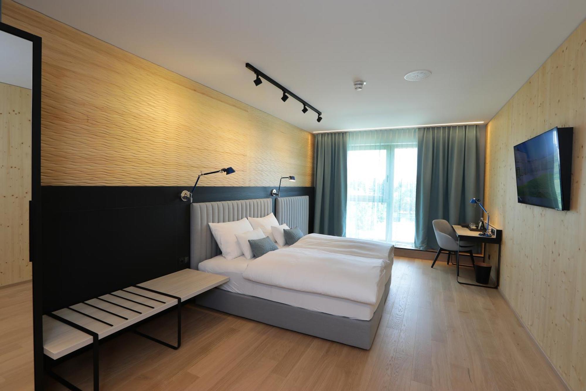 Hotel Steiermarkhof Graz - Aus Holz Gebaut, Von Huegeln Gekuesst ภายนอก รูปภาพ